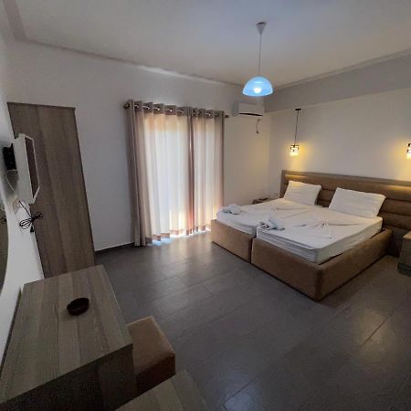 Hotel Irini Sarandë 외부 사진