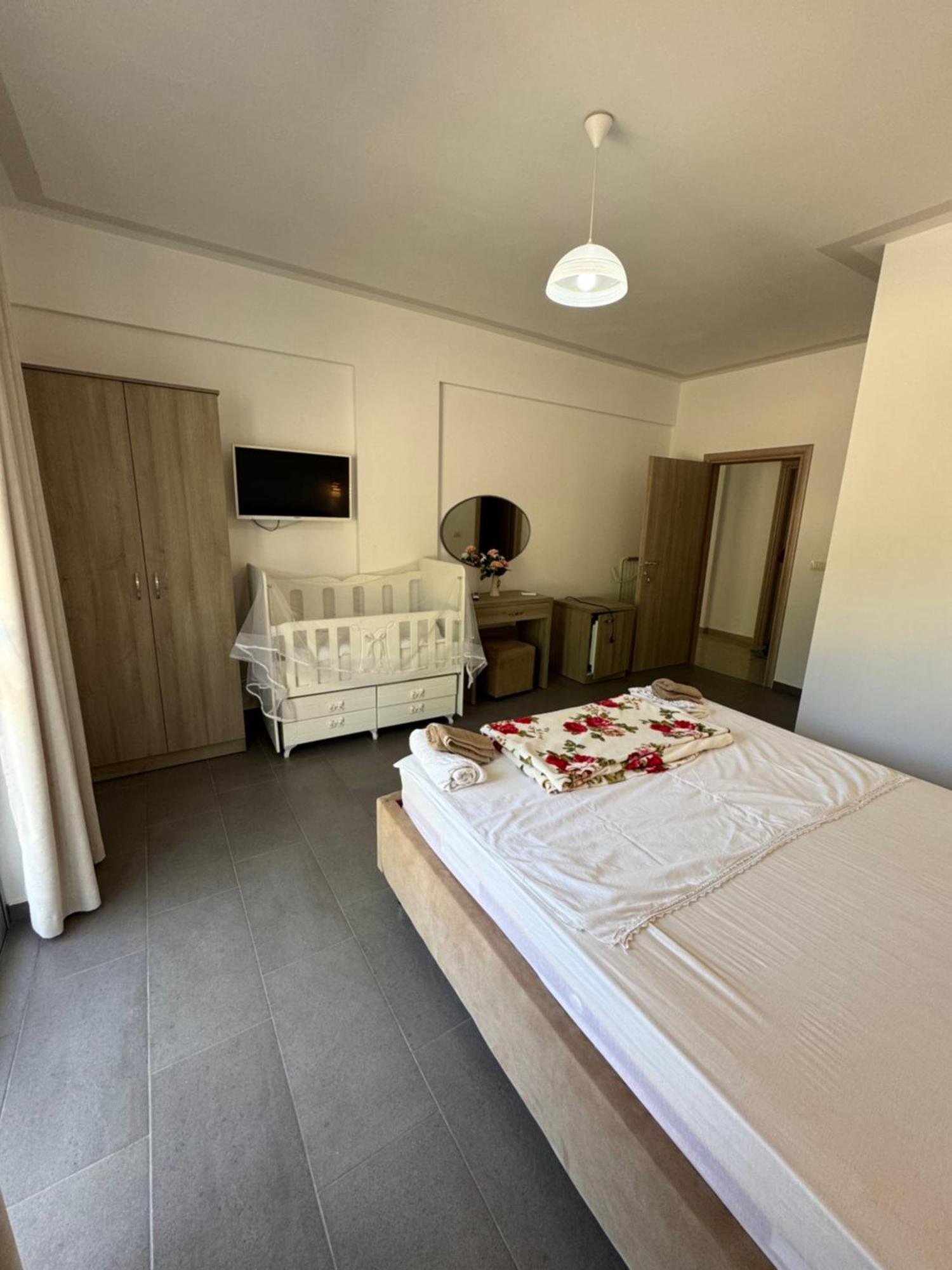 Hotel Irini Sarandë 외부 사진