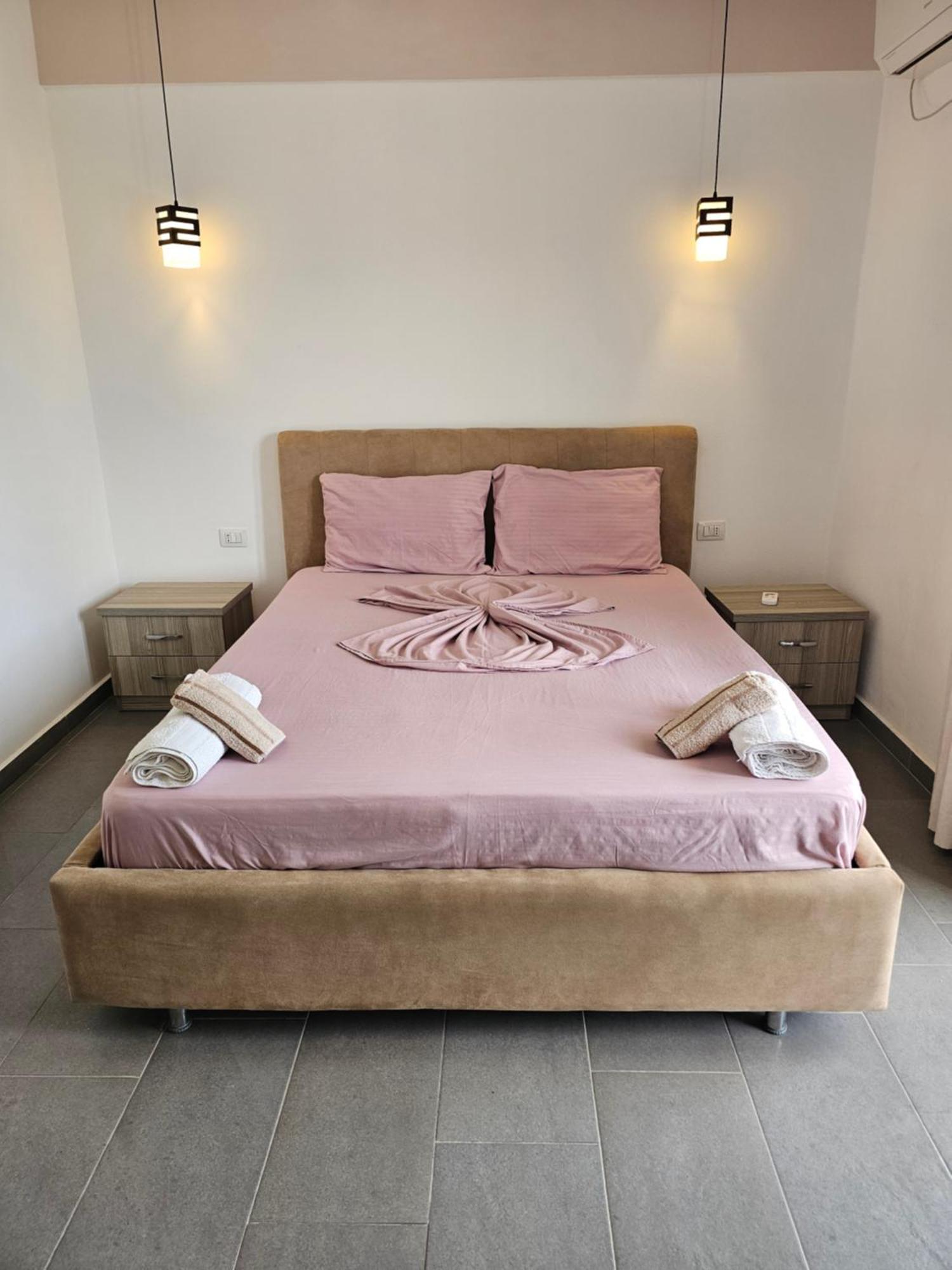 Hotel Irini Sarandë 외부 사진